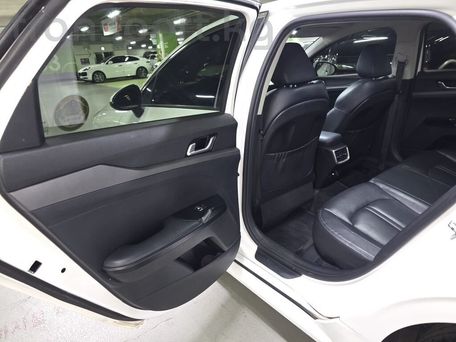 Kia K5, 2022 — сүрөт 20