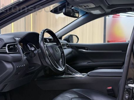 Toyota Camry, 2020 — 照片 7