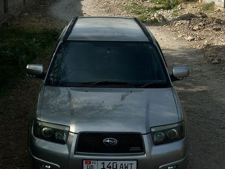 Subaru Forester, 2005 — 照片 1