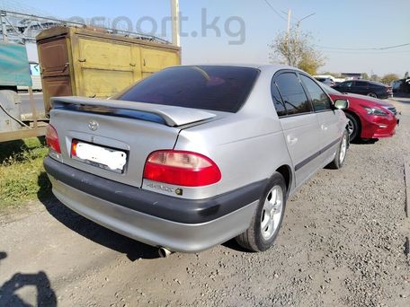 Toyota Avensis, 2001 — photo 1