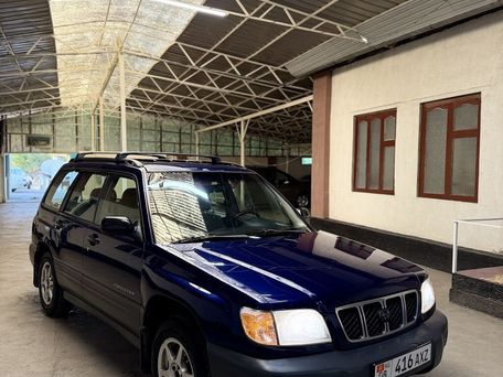 Subaru Forester, 2000 — 照片 1