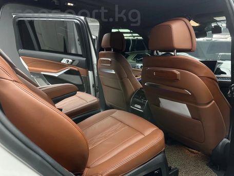 BMW X7, 2023 — сүрөт 10