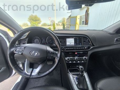 Hyundai Avante, 2018 — сүрөт 12