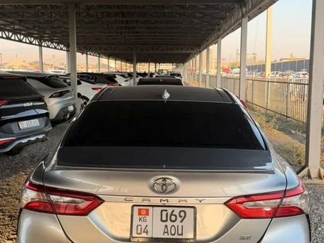 Toyota Camry, 2018 — фото 10