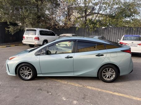 Toyota Prius, 2019 — photo 8