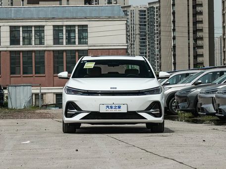 Geely Galaxy A7, 2026 — фото 4