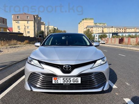 Toyota Camry, 2018 — photo 1