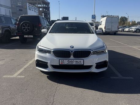 BMW 5 Series, 2020 — photo 1