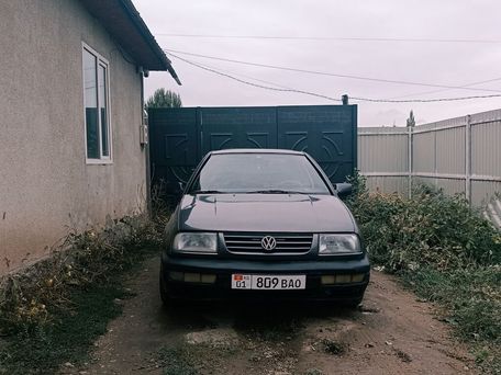 Volkswagen Vento, 1994