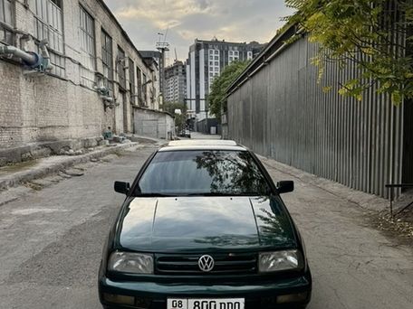 Volkswagen Vento, 1996 — фото 4