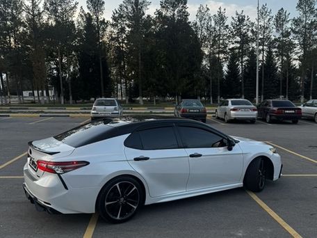 Toyota Camry, 2019 — фото 12