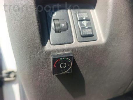 Mazda Tribute, 2002 — 照片 9