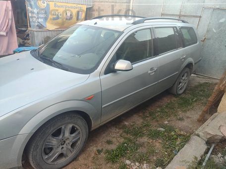 Ford Mondeo, 2001 — 照片 2