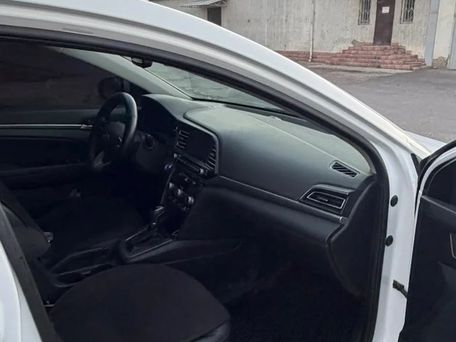 Hyundai Avante, 2019 — сүрөт 4