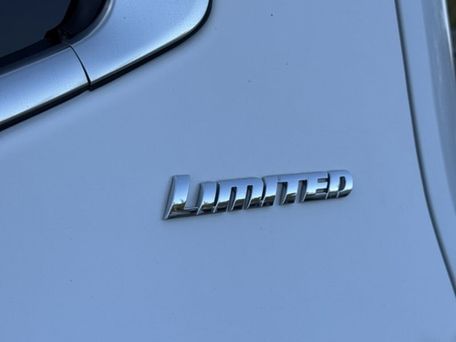 Toyota Tundra, 2023 — сүрөт 11