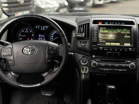 Toyota Land Cruiser, 2021 — фото 7