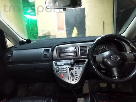 Toyota Wish, 2004 — сүрөт 5