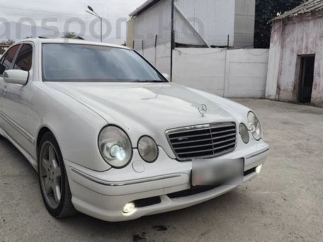 Mercedes-Benz E-Класс, 2002 — 照片 3