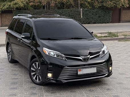Toyota Sienna, 2019 — фото 7