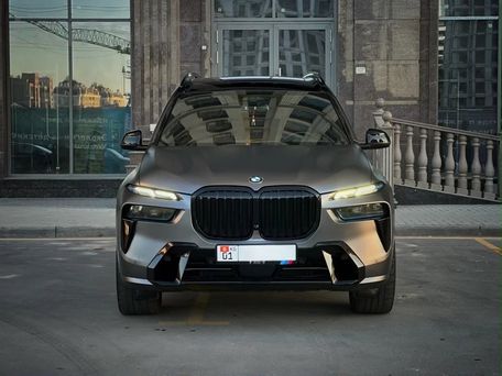 BMW X7, 2023 — photo 3
