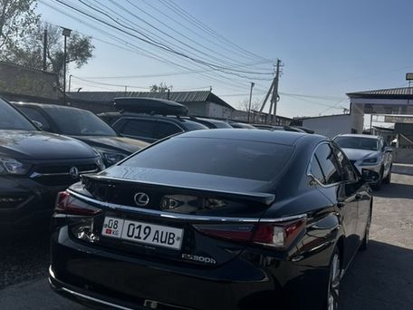 Lexus ES, 2019 — 照片 2