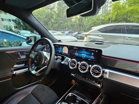 Mercedes-Benz GLB, 2022 — сүрөт 14
