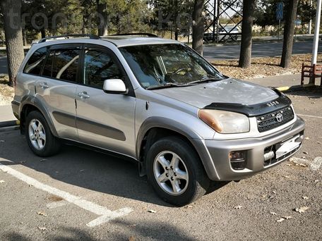 Toyota RAV4, 2002 — 照片 2