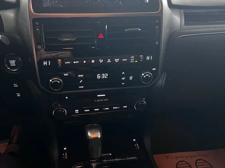 Lexus GX, 2023 — photo 11