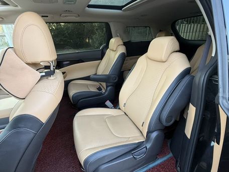 Kia Carnival, 2021 — photo 12