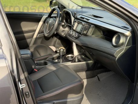 Toyota RAV4, 2017 — 照片 7