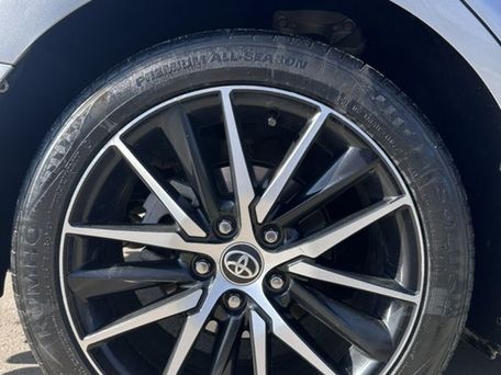 Toyota Camry, 2021 — 照片 5