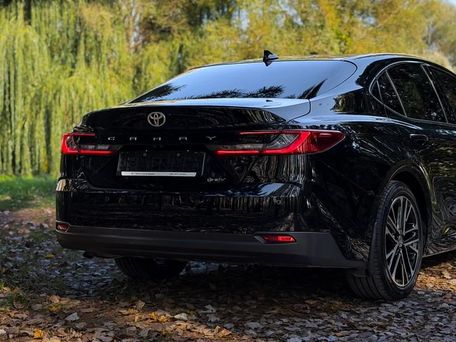 Toyota Camry, 2025 — 照片 6