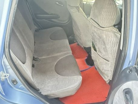 Honda Fit, 2002 — photo 8