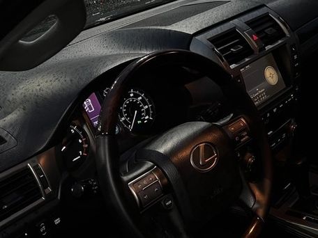 Lexus GX, 2018 — photo 8