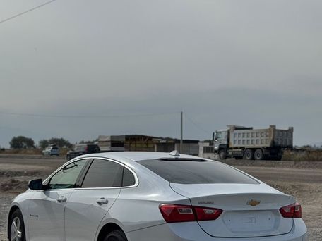 Chevrolet Malibu, 2019 — 照片 6