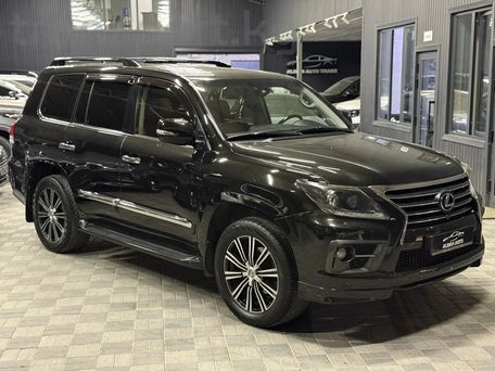 Lexus LX, 2013