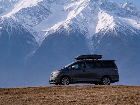 Toyota Vellfire, 2011 — 照片 2