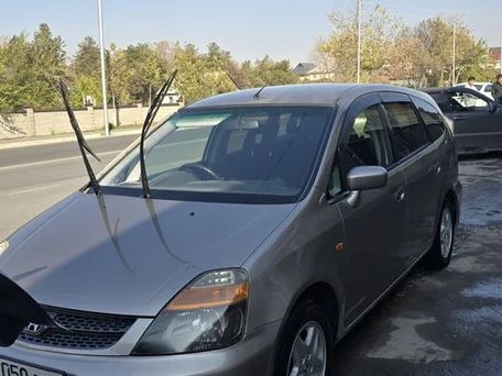 Honda Stream, 2001 — 照片 5