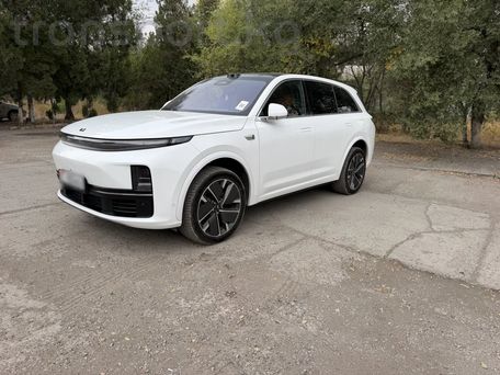 Li Auto (Lixiang) L7, 2025