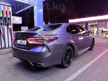 Toyota Camry, 2021 — photo 8