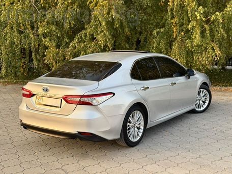 Toyota Camry, 2018 — 照片 3
