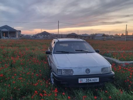 Volkswagen Passat, 1989 — сүрөт 4