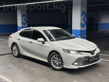 Toyota Camry, 2018 — photo 2