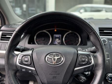 Toyota Camry, 2017 — 照片 10
