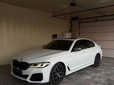 BMW 5 серии, 2021 — photo 2