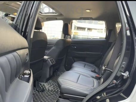 Mitsubishi Outlander, 2020 — photo 8