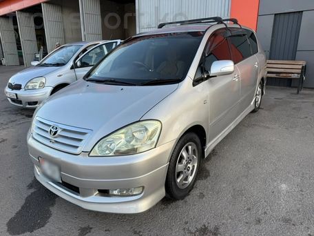 Toyota Ipsum, 2003 — 照片 2