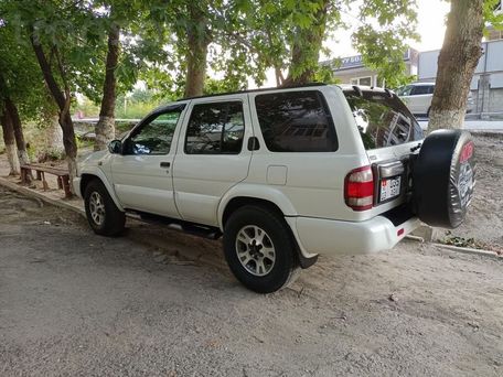Nissan Pathfinder, 2000 — 照片 4