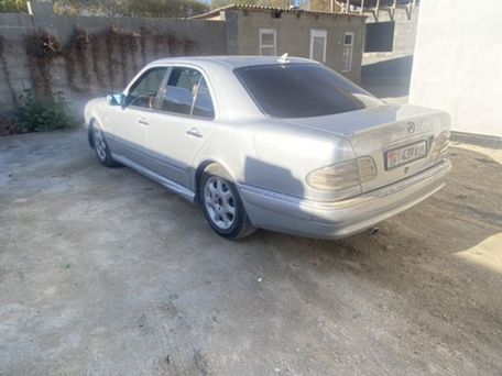 Mercedes-Benz E-Класс, 1996 — фото 7