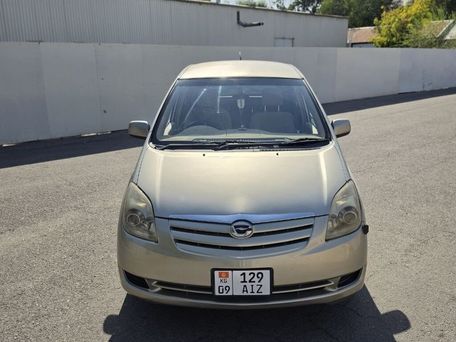 Toyota Corolla Spacio, 2003